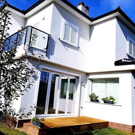 Marena B&B Pogradec Bagian luar foto