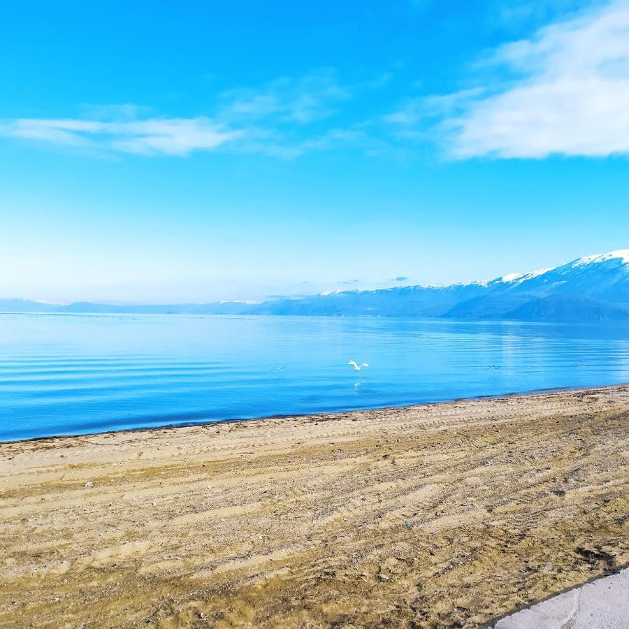 Marena B&B Pogradec Bagian luar foto