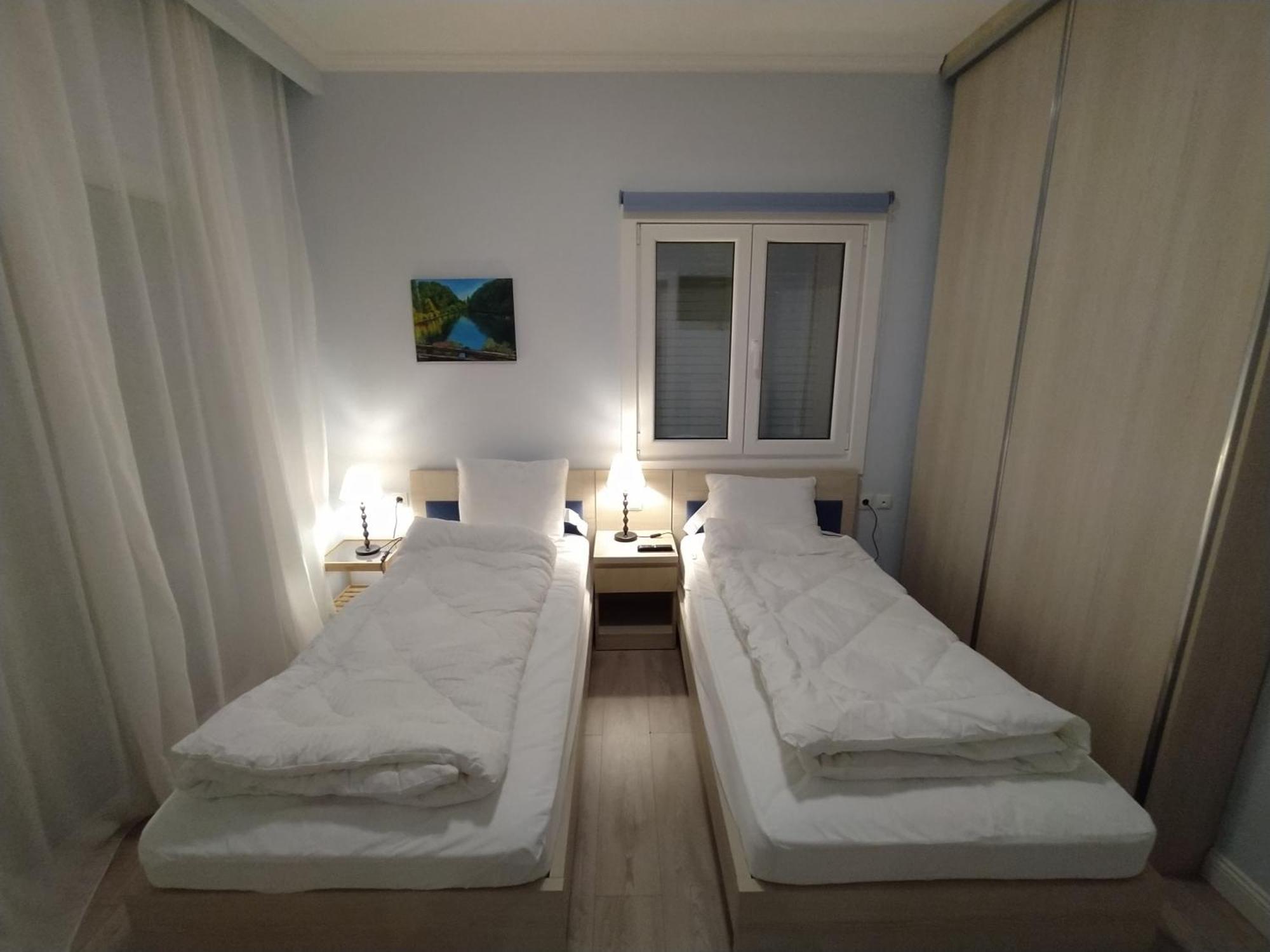Marena B&B Pogradec Bagian luar foto
