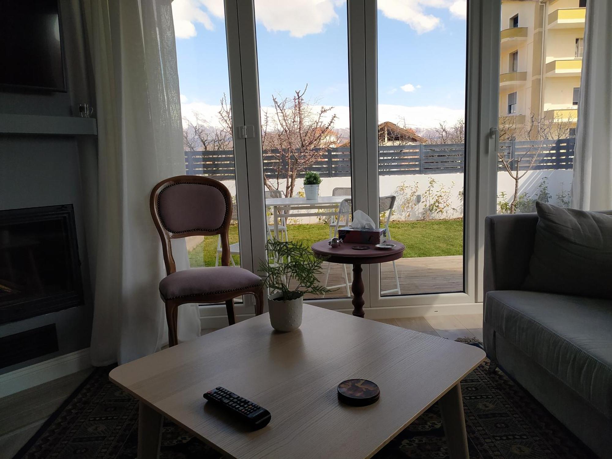 Marena B&B Pogradec Bagian luar foto